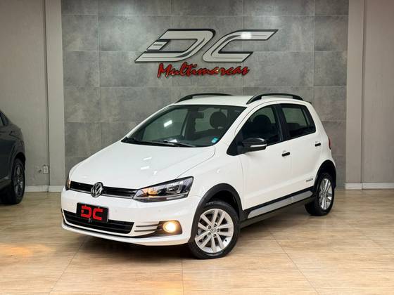 VOLKSWAGEN FOX 1.0 MPI TRACK 12V FLEX 4P MANUAL